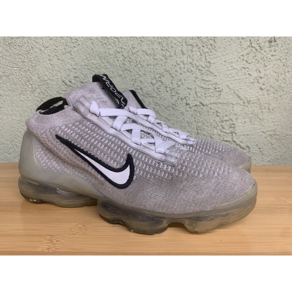 Nike Air VaporMax 2021 Flyknit Sneakers Youth 5.5 / Womens 7 DB1550-100
